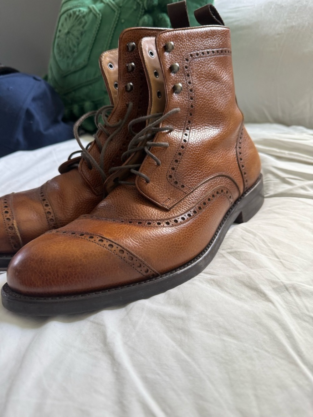 Taft Gladiator Men's Tan Leather Wingtip Boots - Classic Brogue Lace-Up - Picture 3 of 7